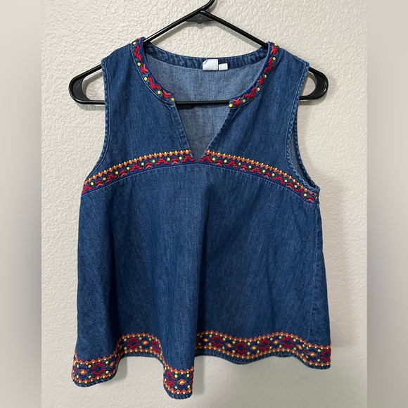 GAP Sleeveless Denim Embroidered Top - Picture 1 of 4
